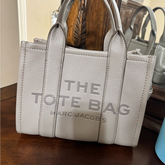 Marc Jacobs The Tote Bag - Picture 1 of 7